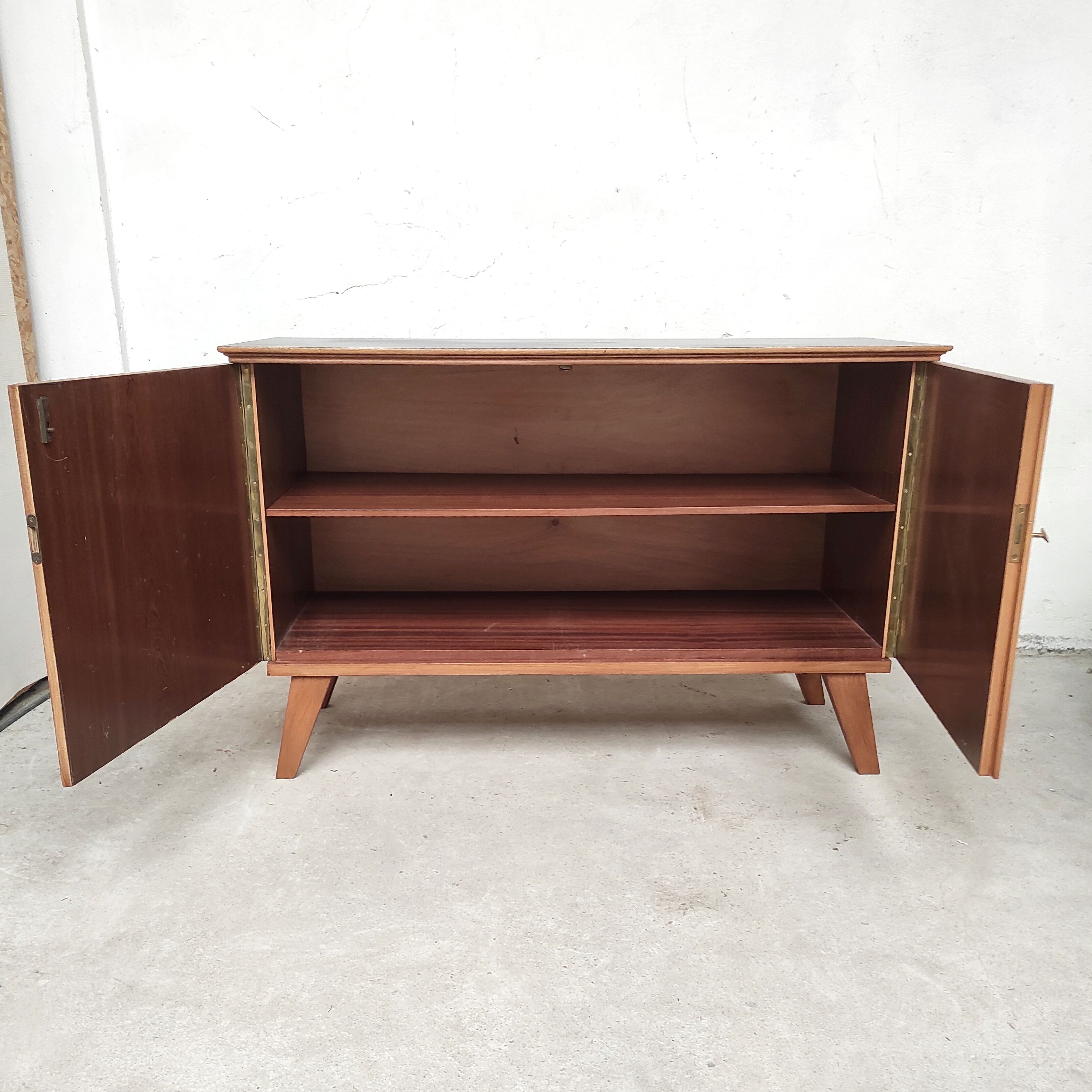 Compass foot sideboard, 1960