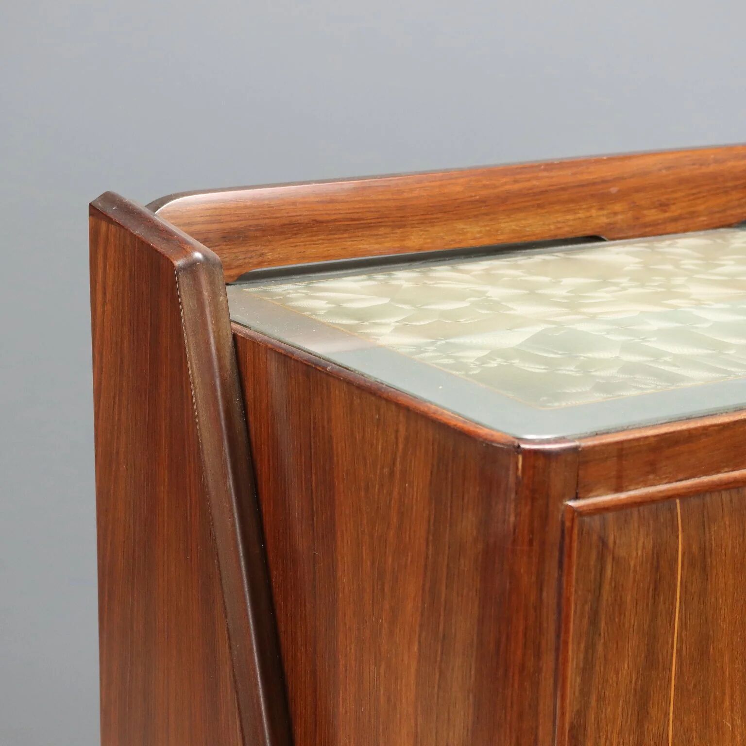 Vintage buffet in exotic wood veneer, 1950s-1960s design.
