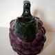 Jug in slipware Grape cluster