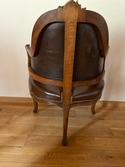 Late 19th century Louis XV-style office chair