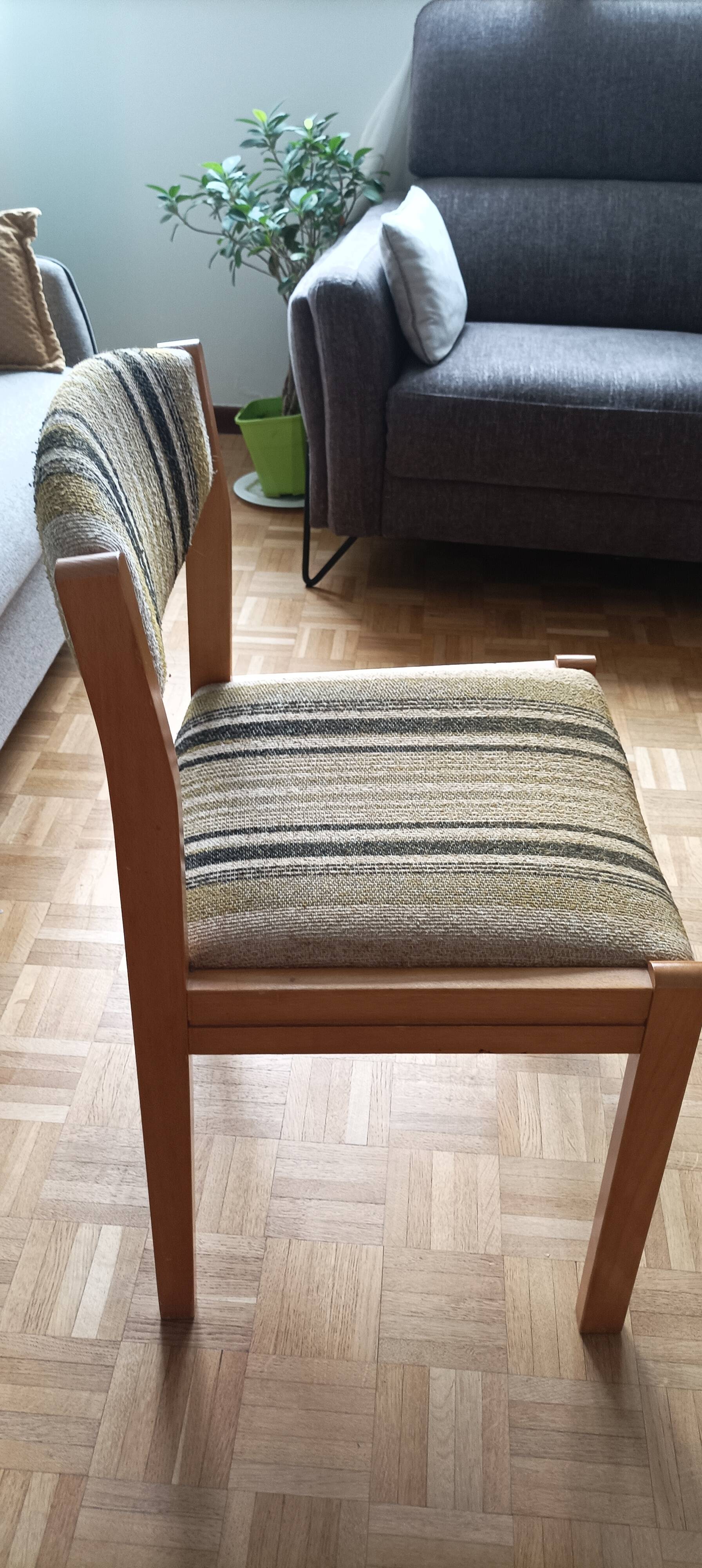 6 chaises scandinaves années 60