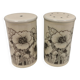 Beautiful salt and pepper set in porcelain from English Hornsea