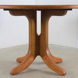 Round Danish Design dining room table extendable 'Auenwald'