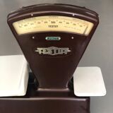 Vintage merchant's scale in bakelite burgundy