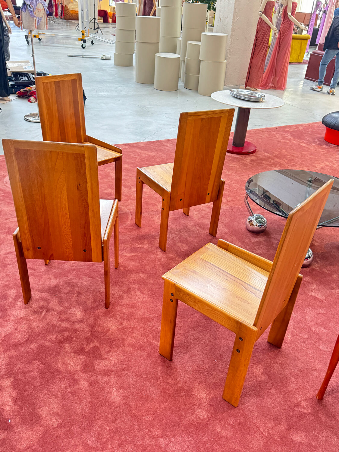 Lot de 4 chaises de salle à manger italiennes en orme par Romanutti, Italie, années 1970