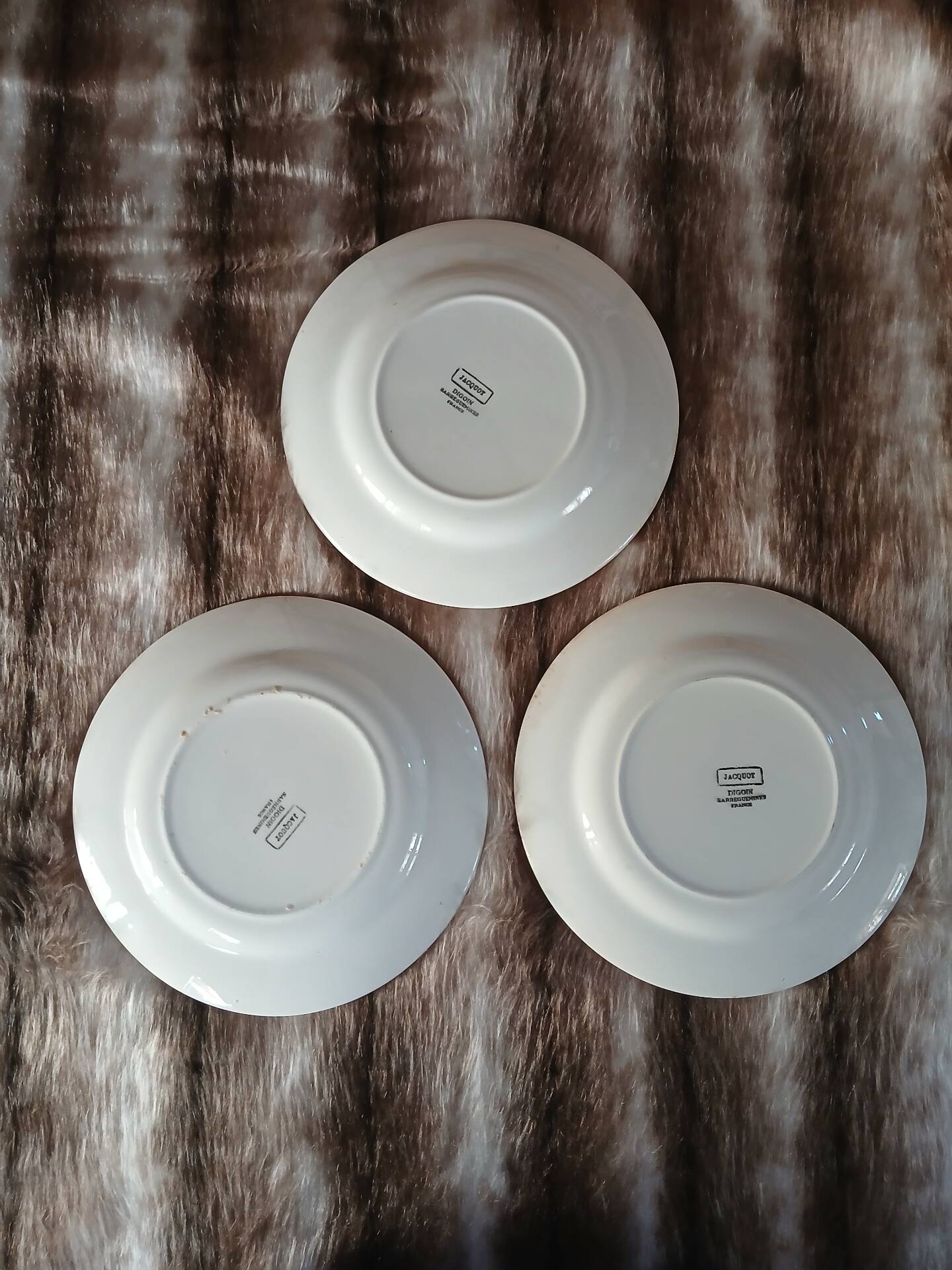3 antique flat plates from Digoin and Sarreguemines