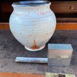 Ceramic vase