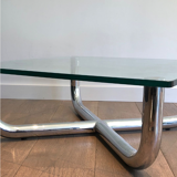 Table basse chromée à plateau de verre