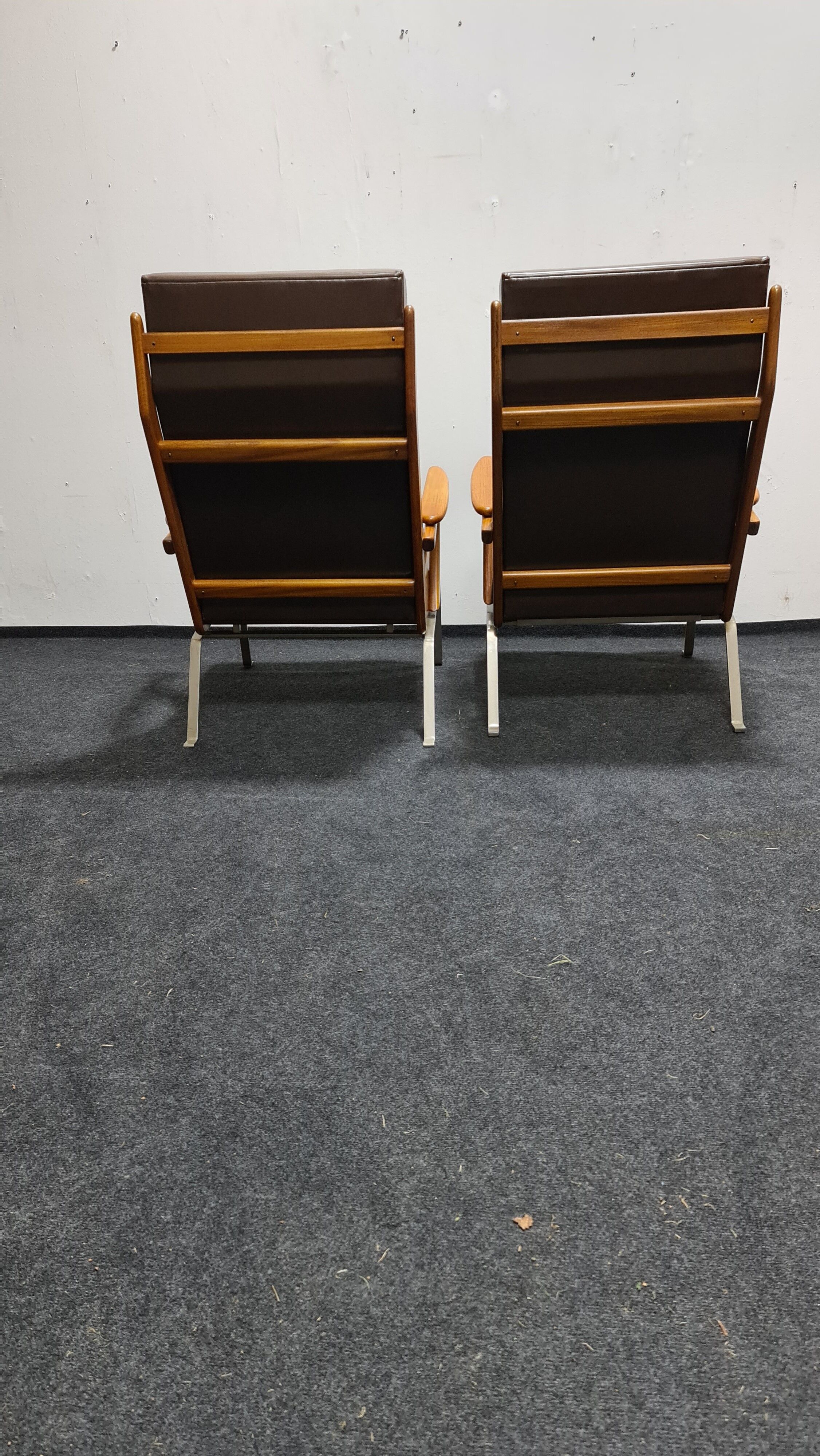 Pair of armchairs