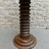 Pedestal table with press screw foot
