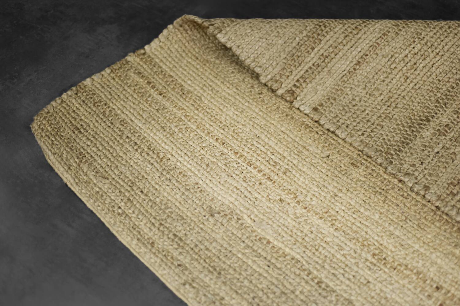 Flat-woven jute Indian rug, 1970s