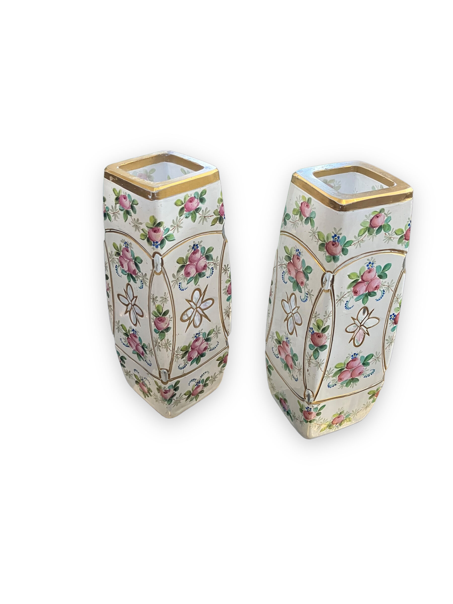 Pair of vases in enamelled and gilded crystal Rose motifs