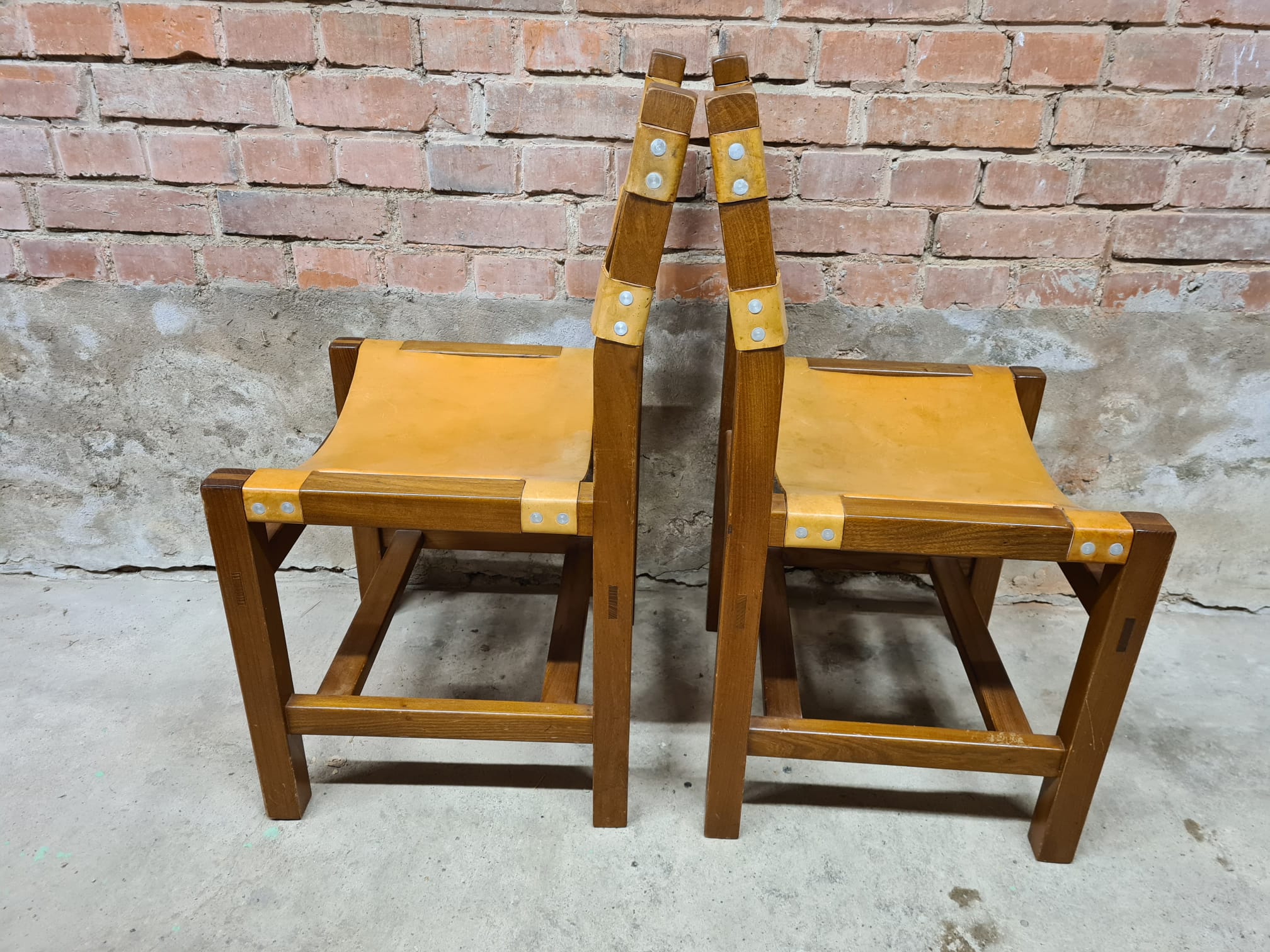 Set of 4 Maison Regain leather chairs