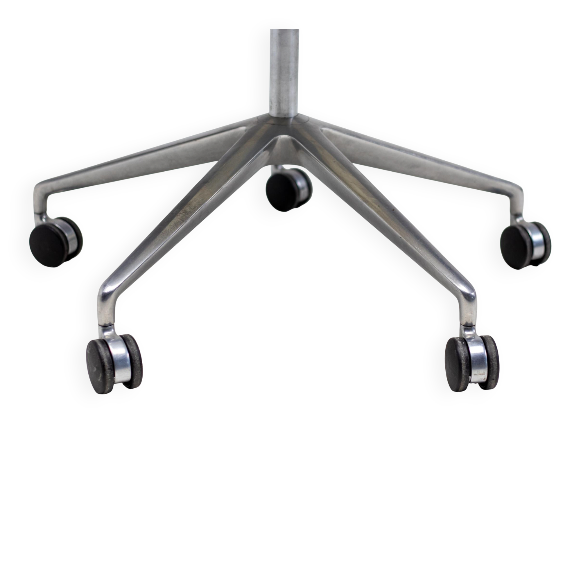 Neuf chaises à dossier haut en cuir blanc sur roulettes par Fabricius & Kastholm.