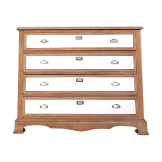 Commode