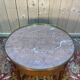 Table basse bouillotte de style Louis XVI marbre rose