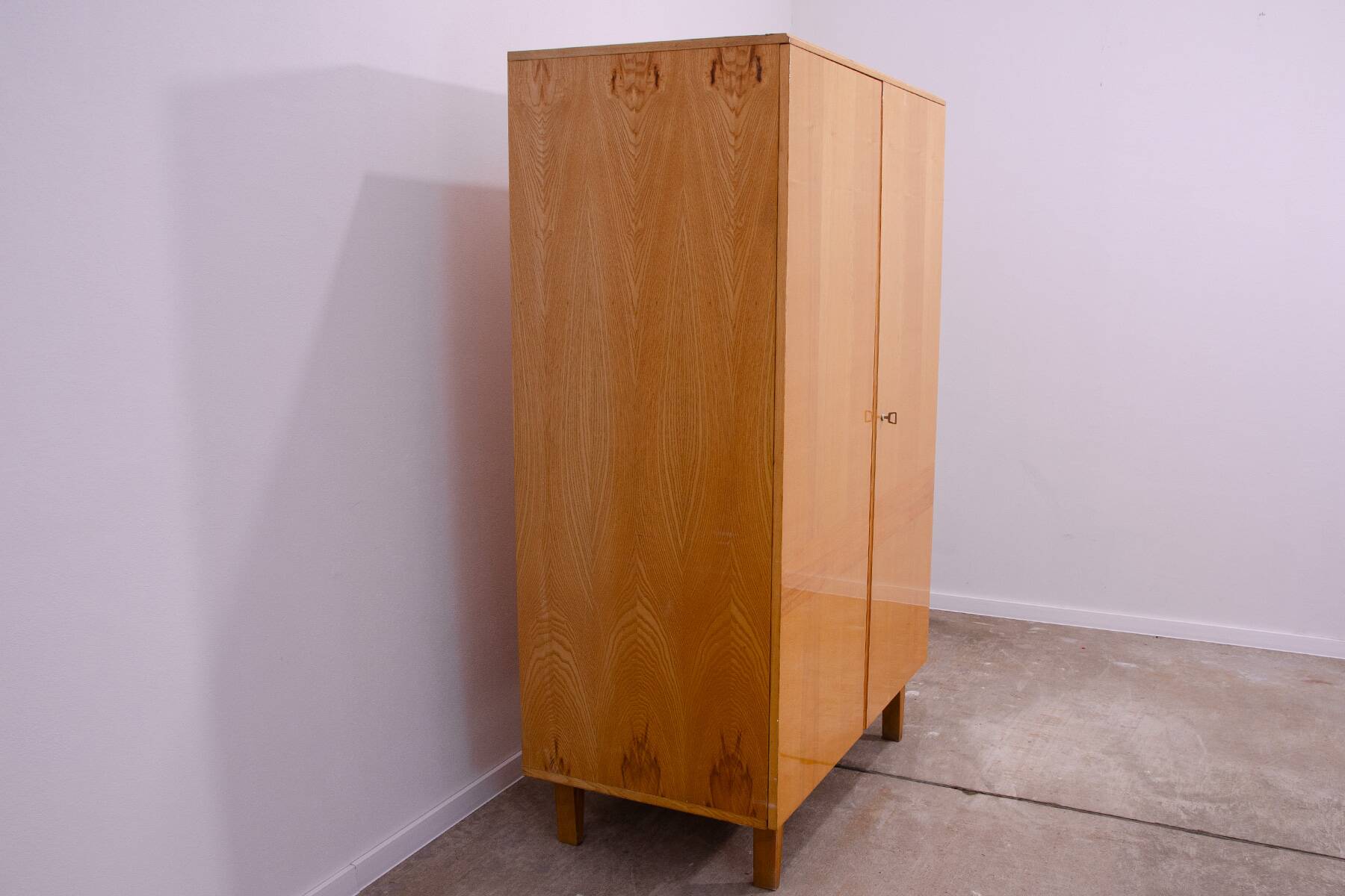 Armoire vintage de Novy Domov, années 1970, Tchécoslovaquie