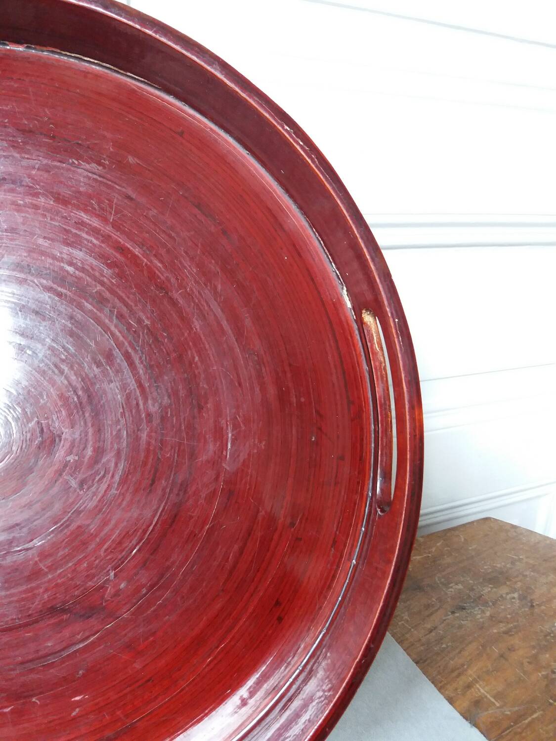 Japanese tray in red lacquered wood