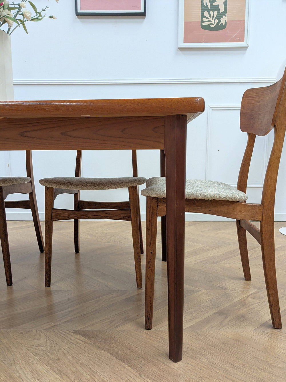 Table Henning Kjaernulf