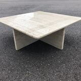 Square bass table in travertine