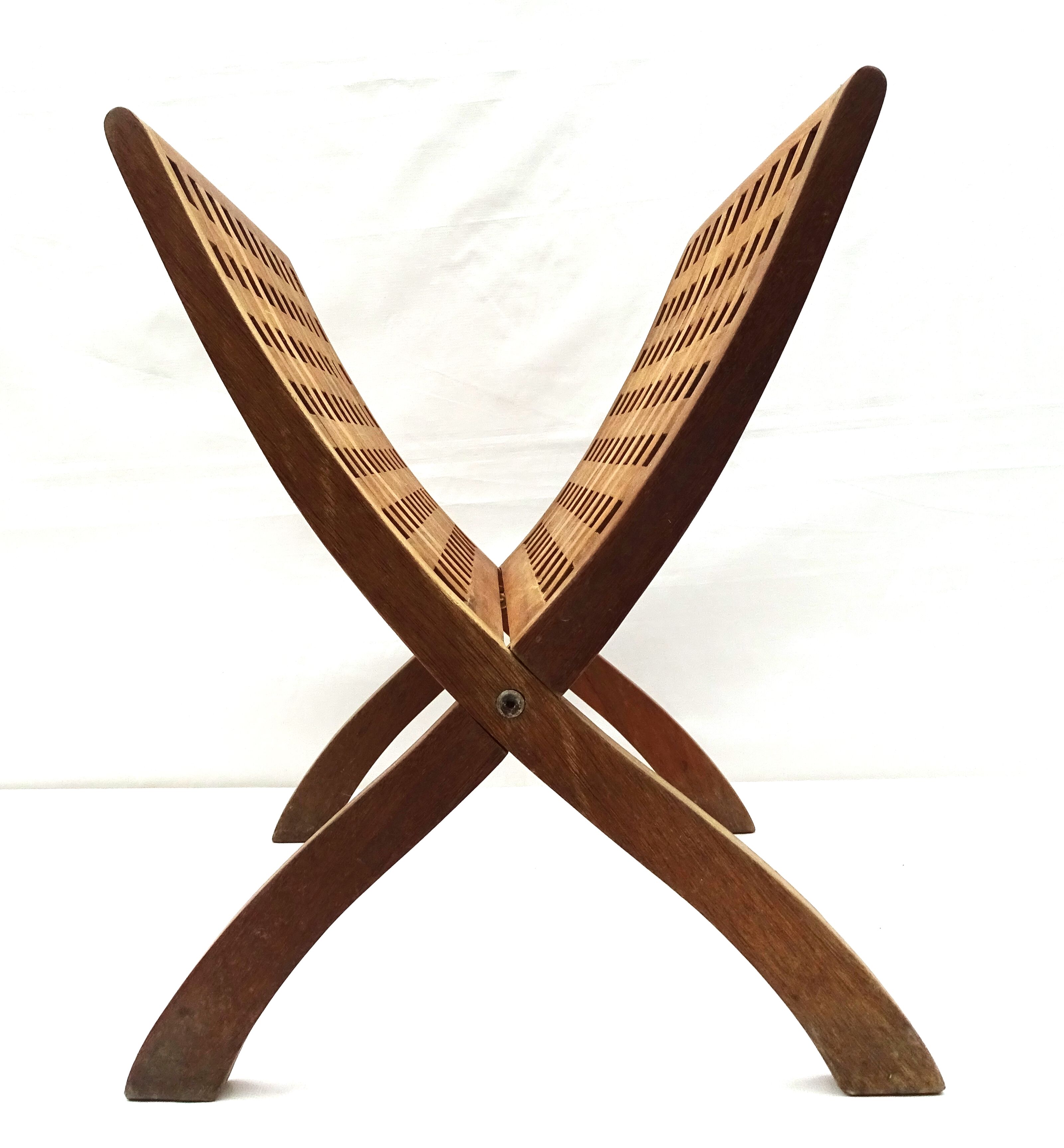 Porte-revue en bois