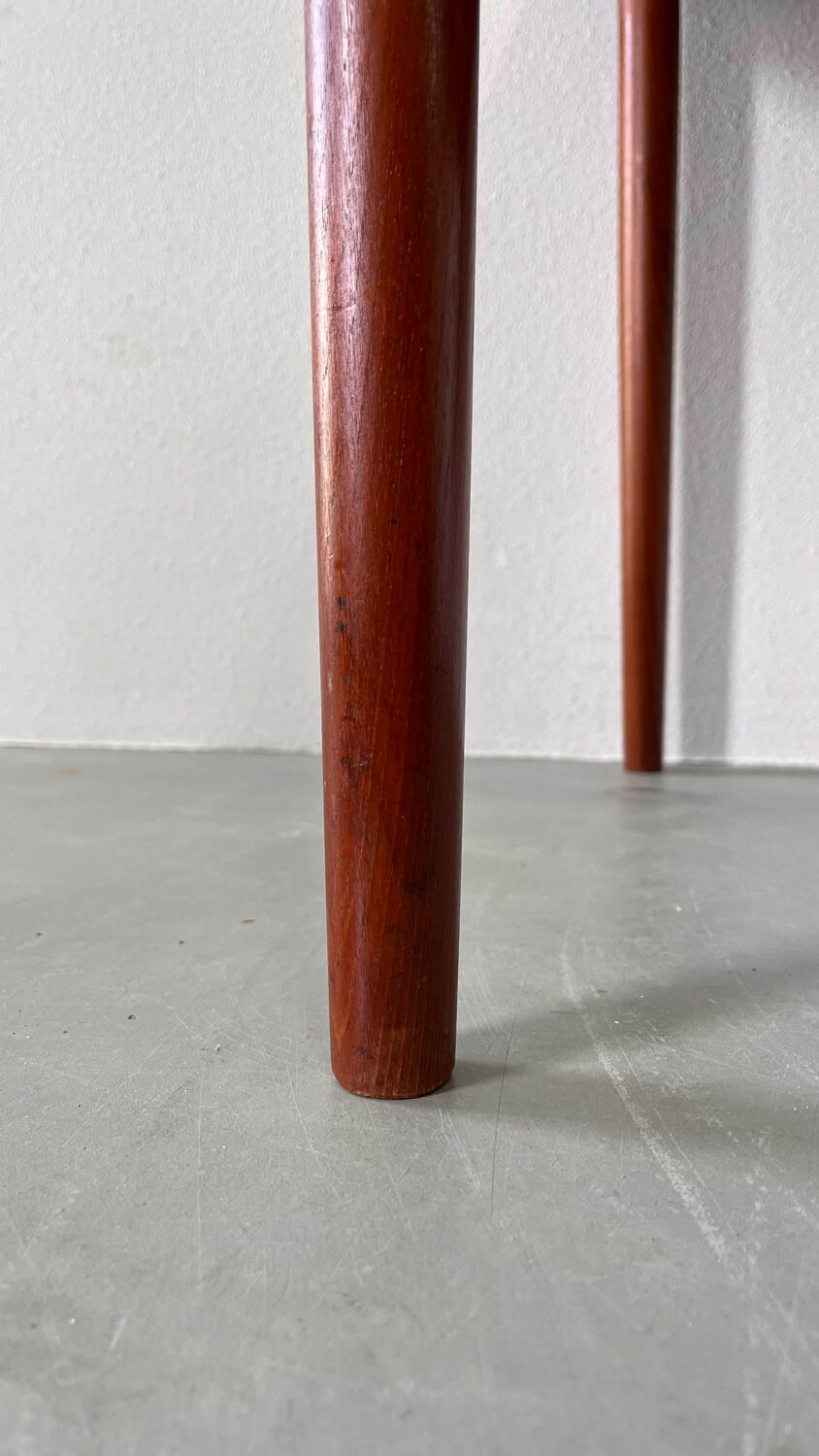 Vintage extendable table