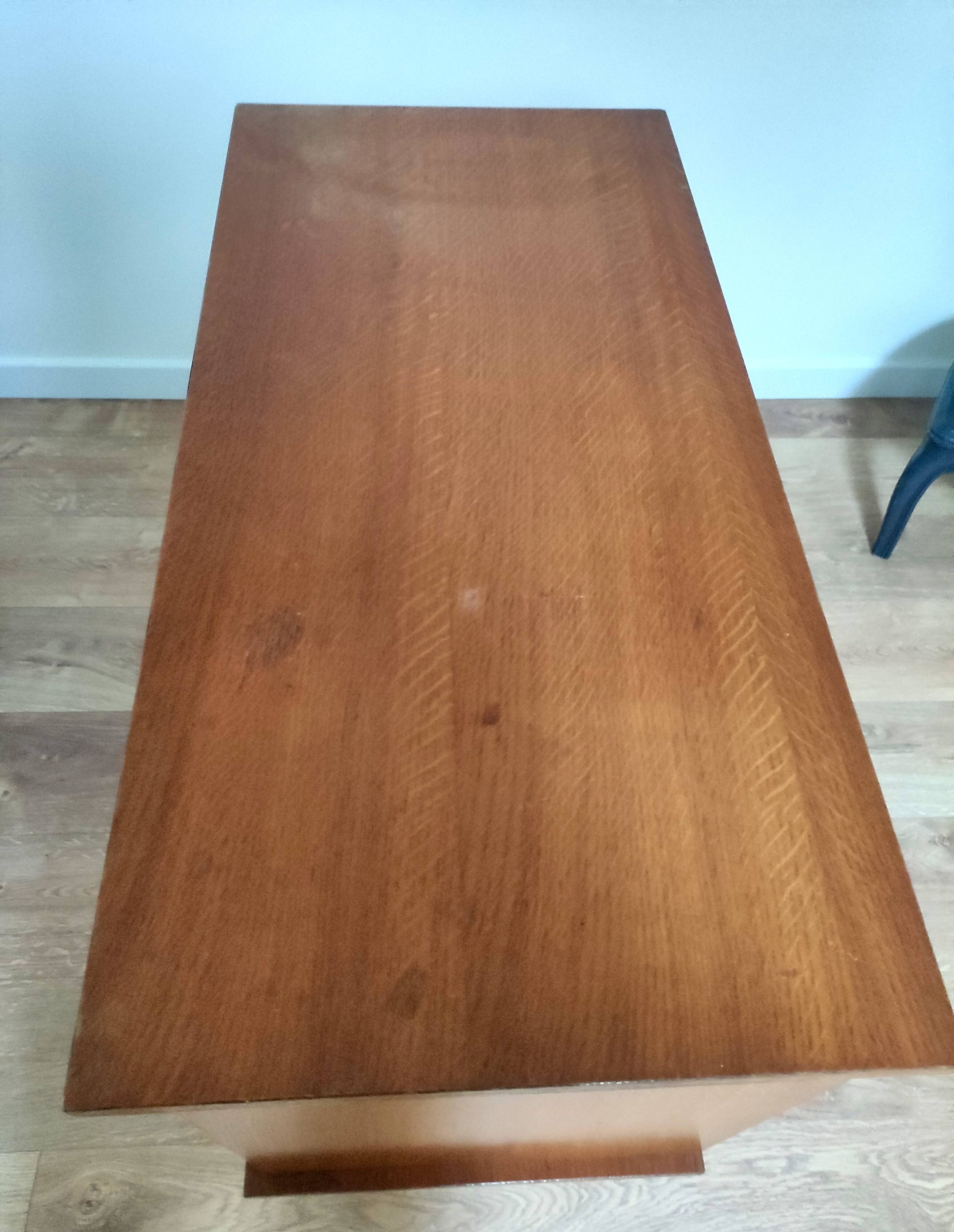 Vintage chest of drawers