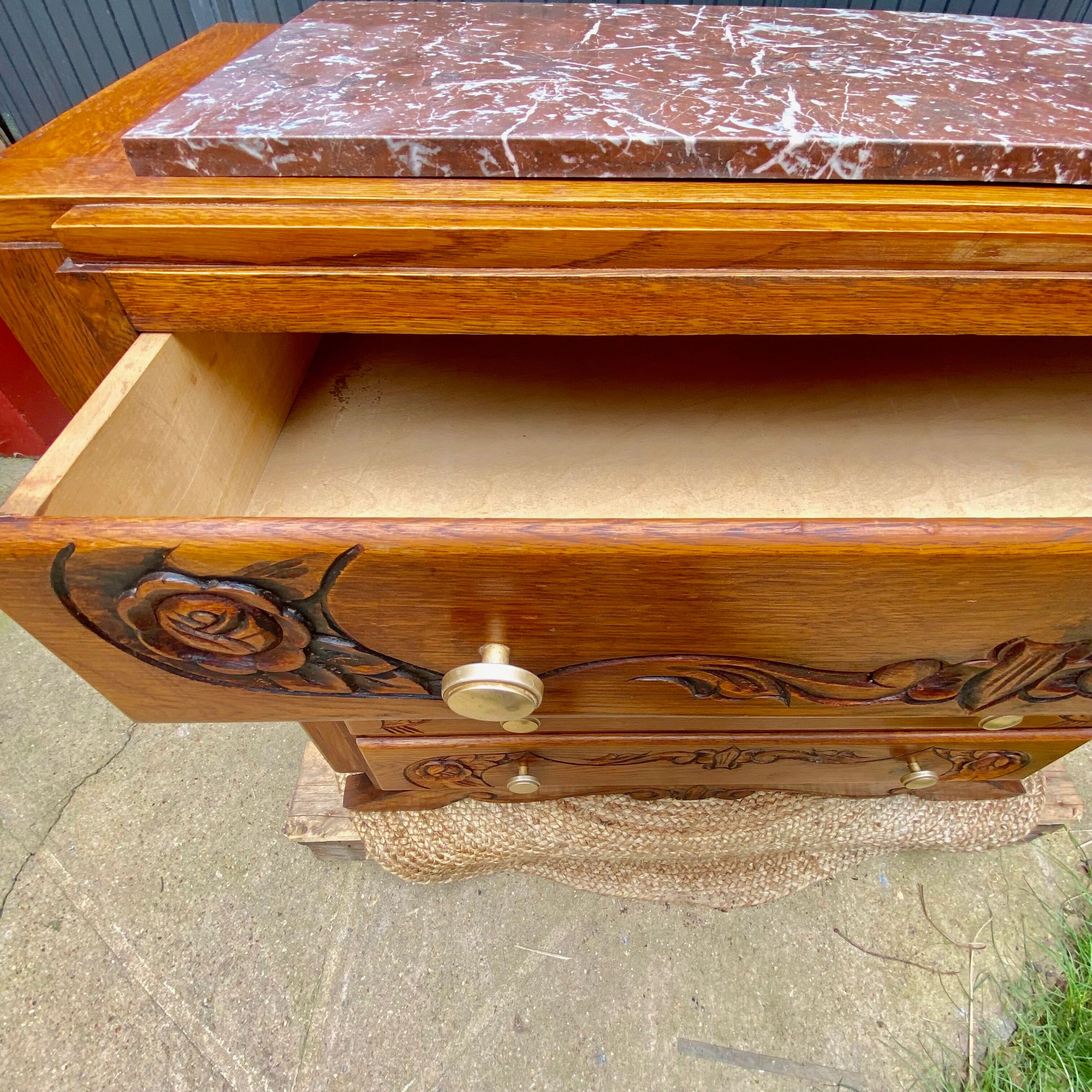 Art Deco chest of drawers in solid oak