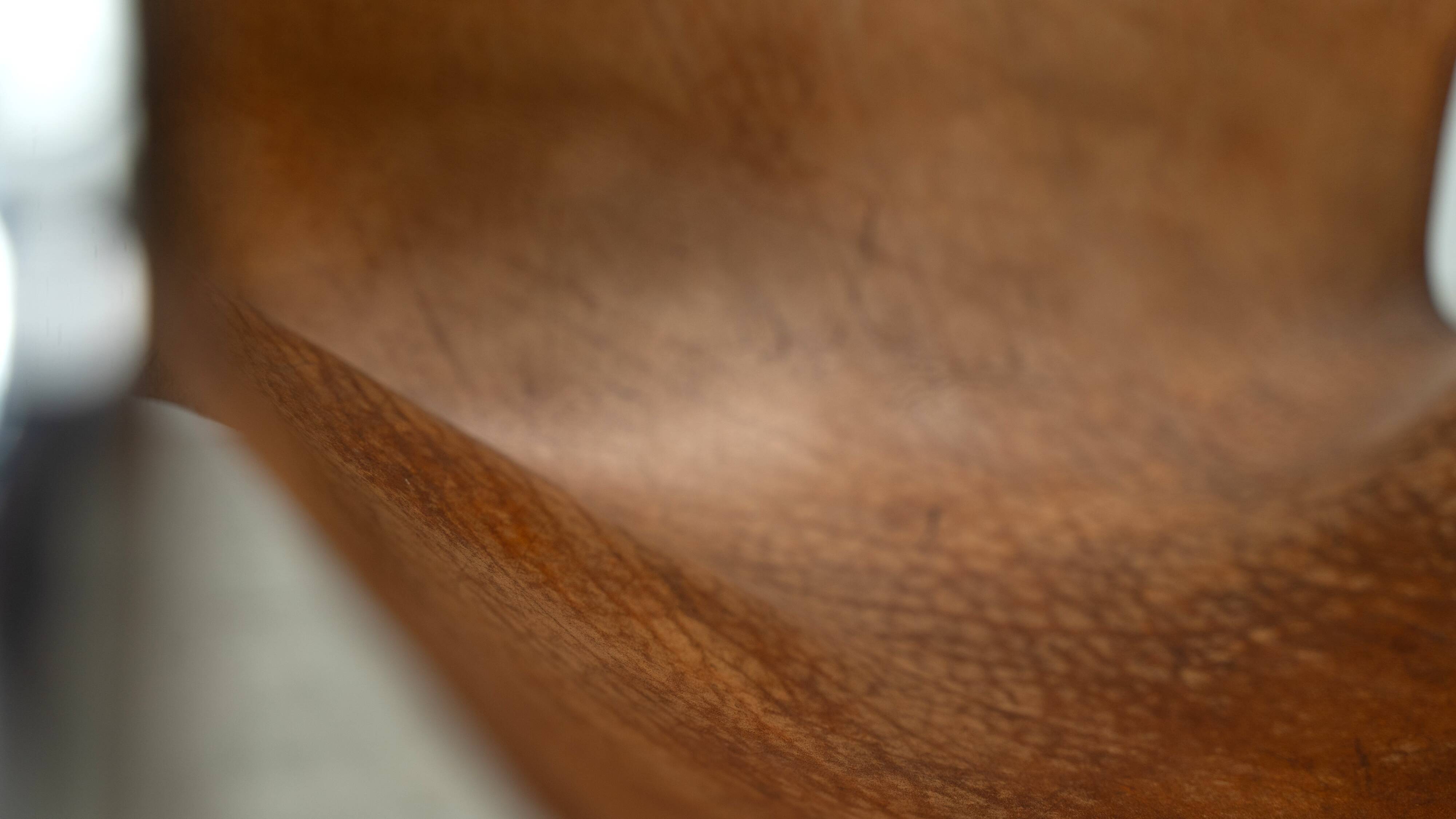 Fauteuil simple en cuir italien