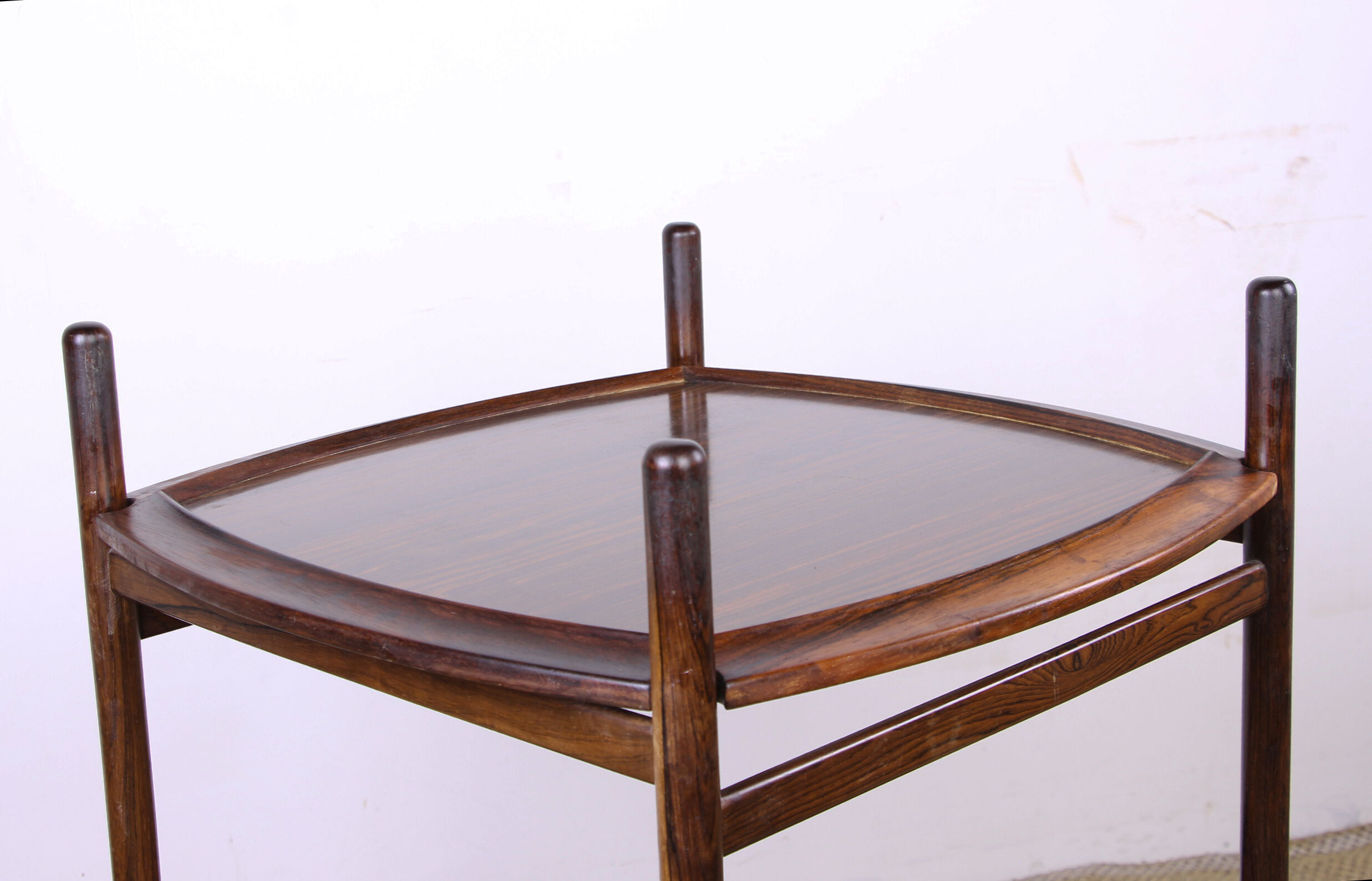 Brazilian service, 2 reversible trays Rosewood and Formica, Cantù Móveis for Interiores.