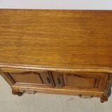 Oak sideboard with swivel screen tray