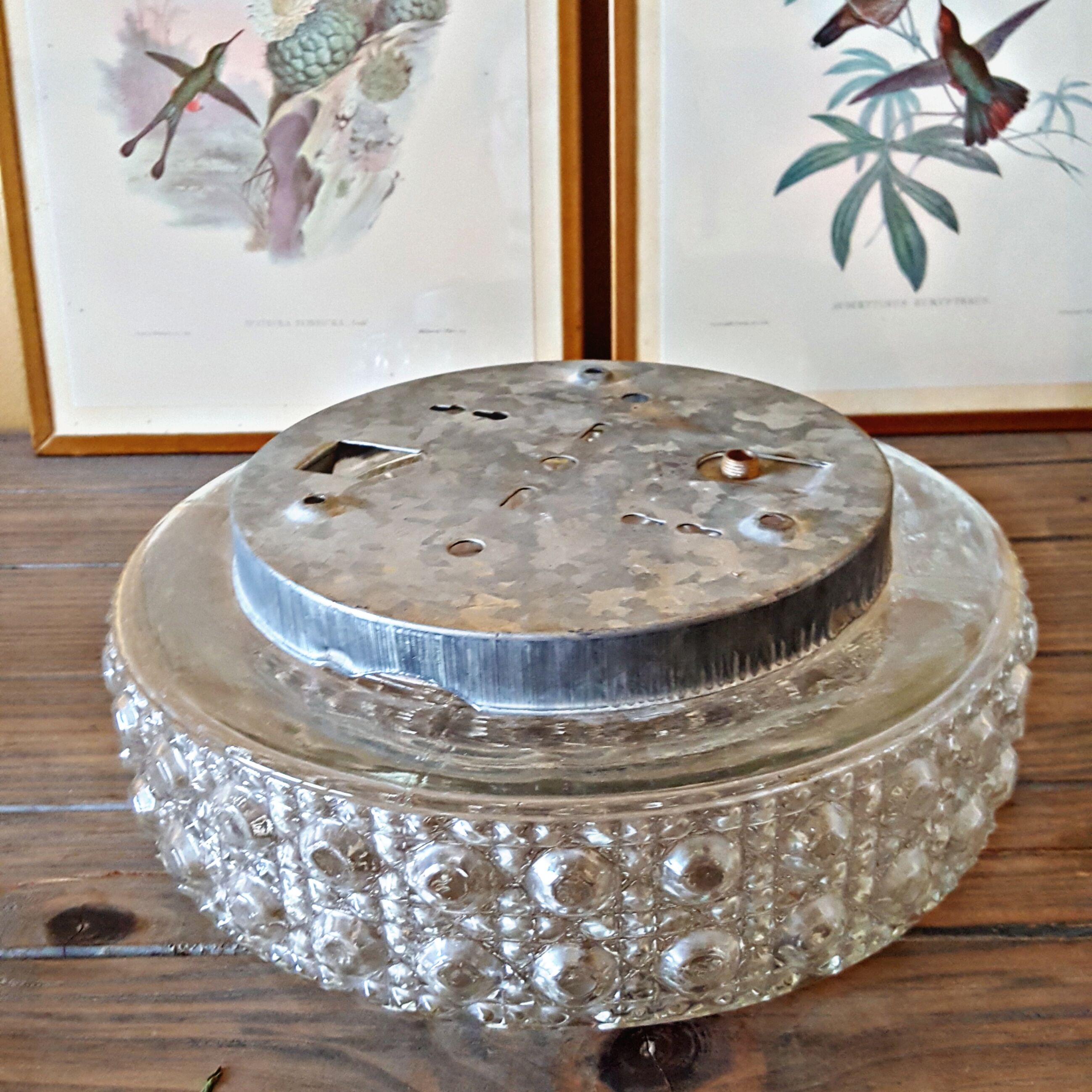 Round vintage wall lamp in transparent molded glass