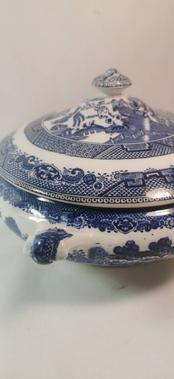 Old WILLOW BLAIRS vegetable tureen Made in England