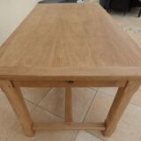 Solid oak farmhouse table with 2 large drawers and brass knobs - Fully restored