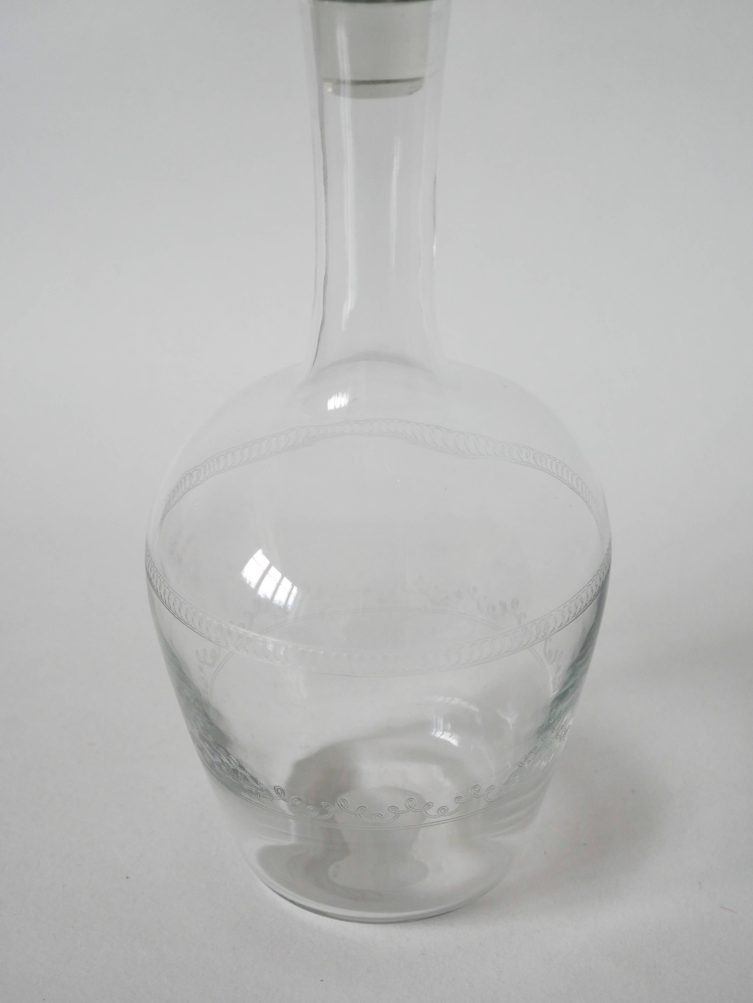 large wine carafe in chiseled glass and faceted stopper 1930