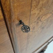 Cabinet de poste en chêne d'un presbytère belge, vers 1900-1920