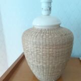 Ceramic lamp base and vegetable fiber