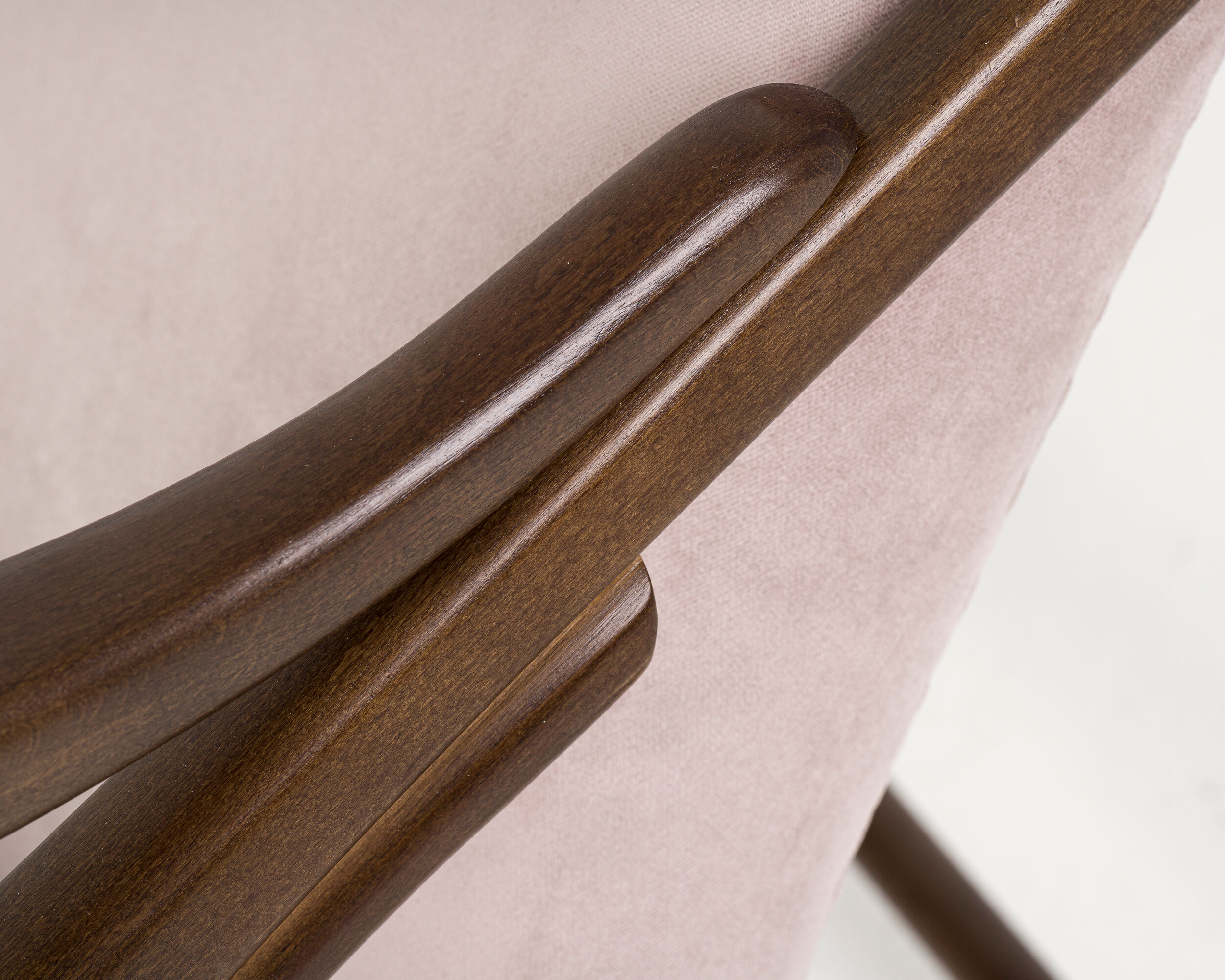 Rocking chair en bois courbé de TON, années 1960