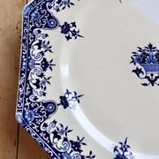 Plat de service terre de fer Longchamp modèle Rouen XIXe siècle