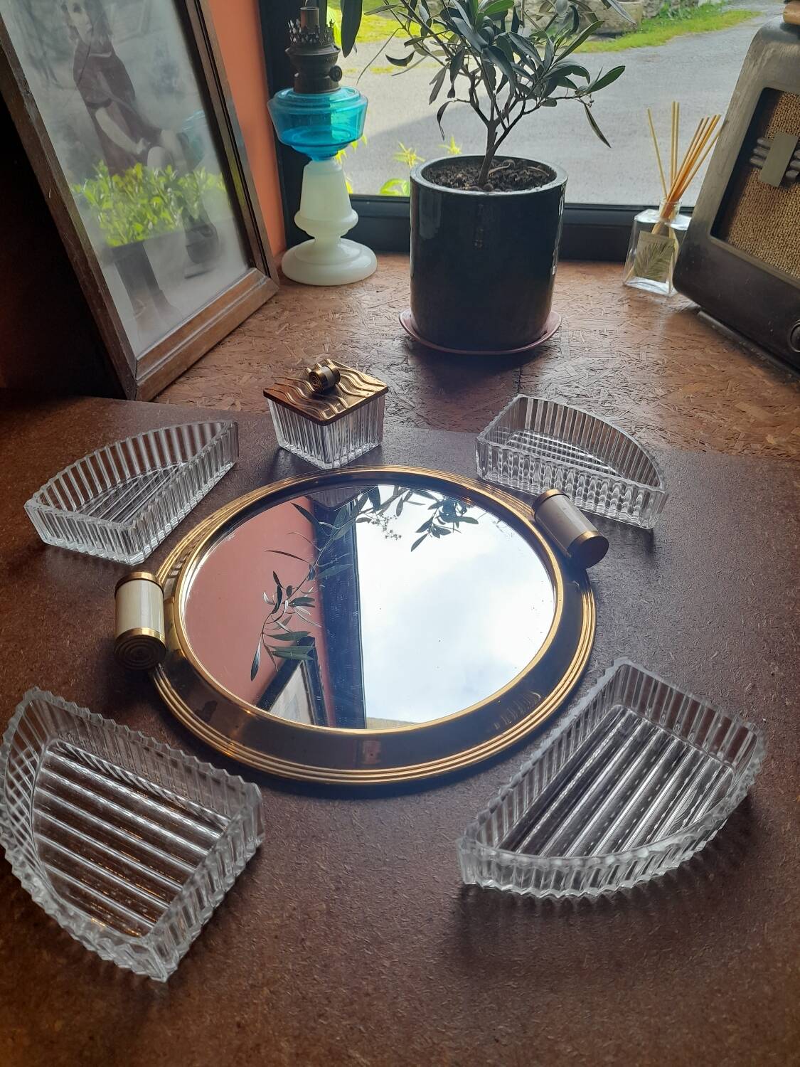 Mirror tray and glass compartment