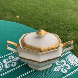 Coffee service consisting of 18 pieces, in white porcelain with gold decoration