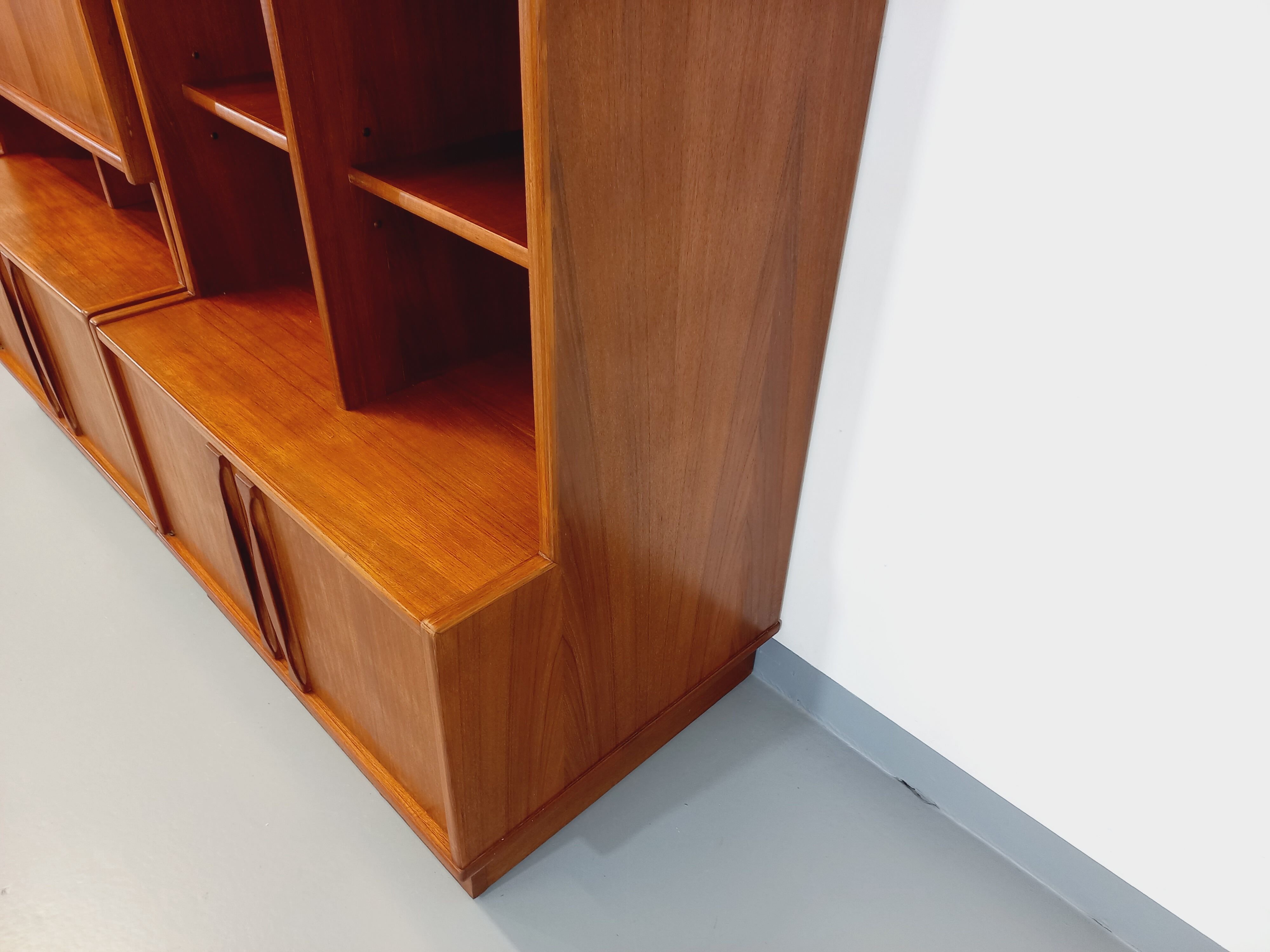 Vintage Scandinavian double bookcase in teak from the 60s