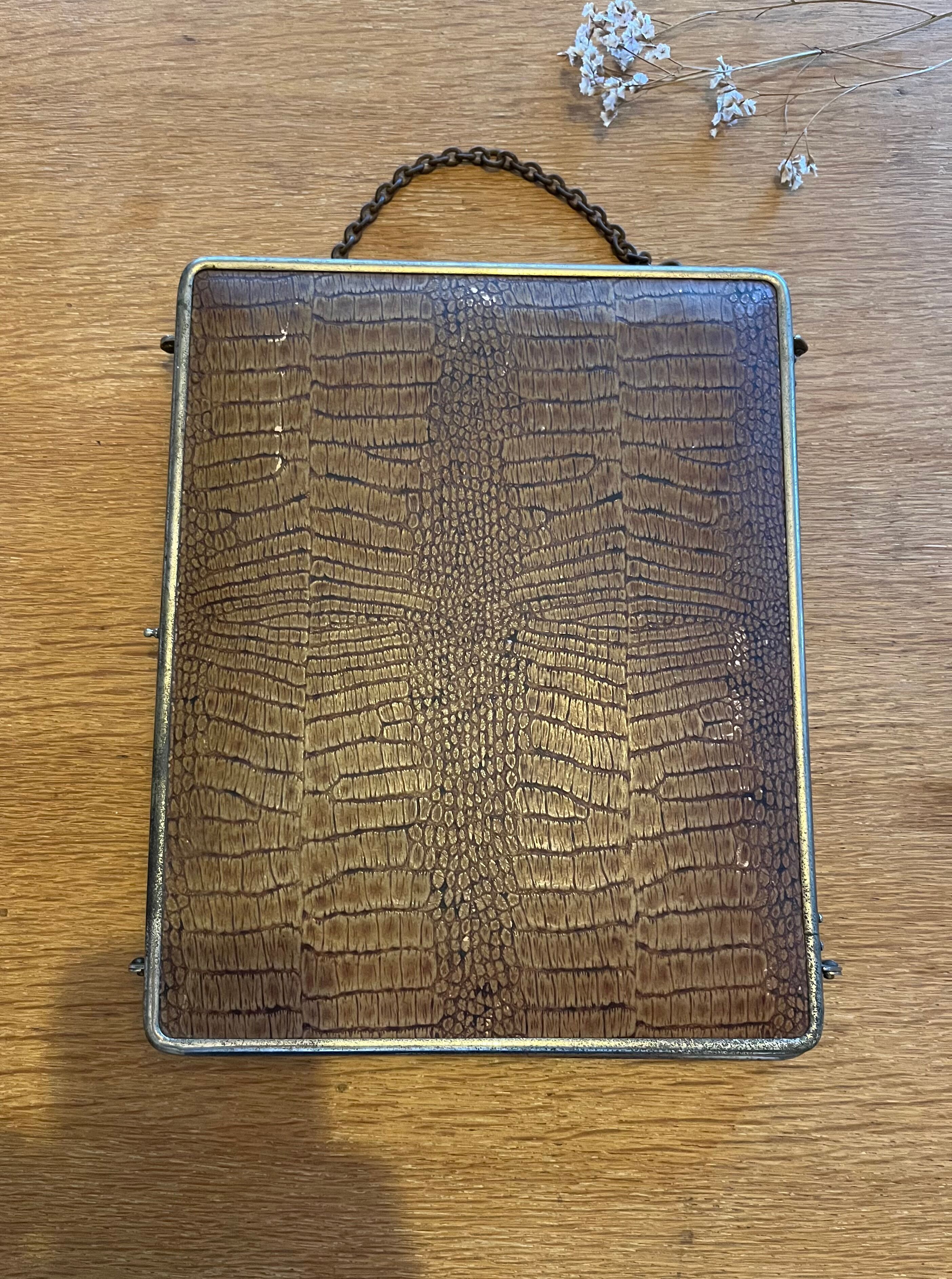 Triptych barber's mirror