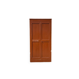 Armoire parisienne