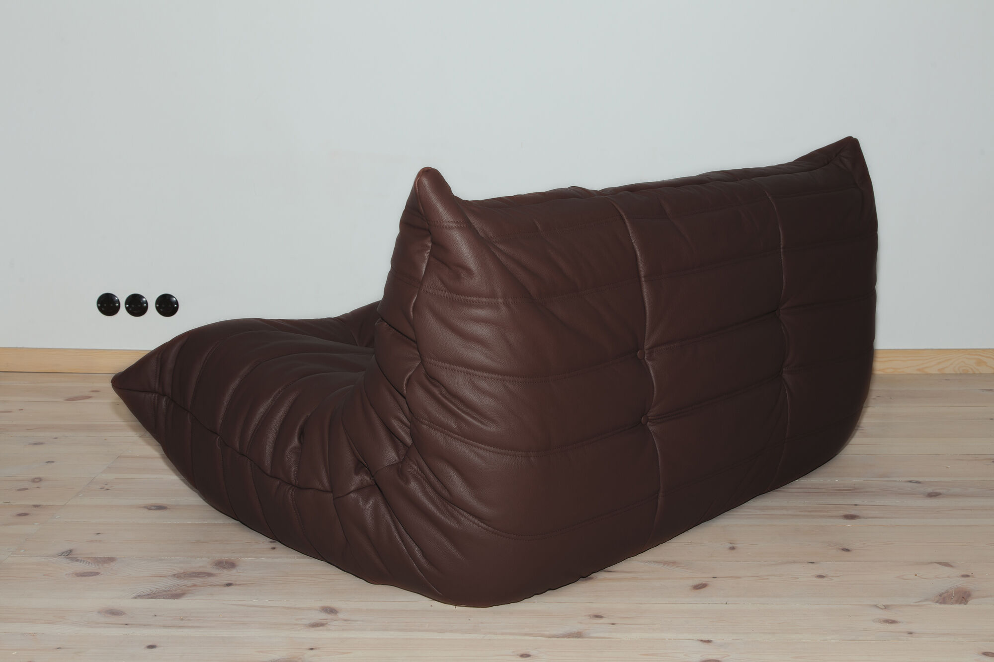 Togo sofa model designed by Michel Ducaroy 1973