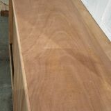 Meuble de métier à portes coulissantes