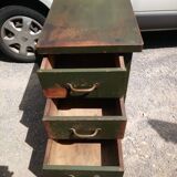 Vintage establishment