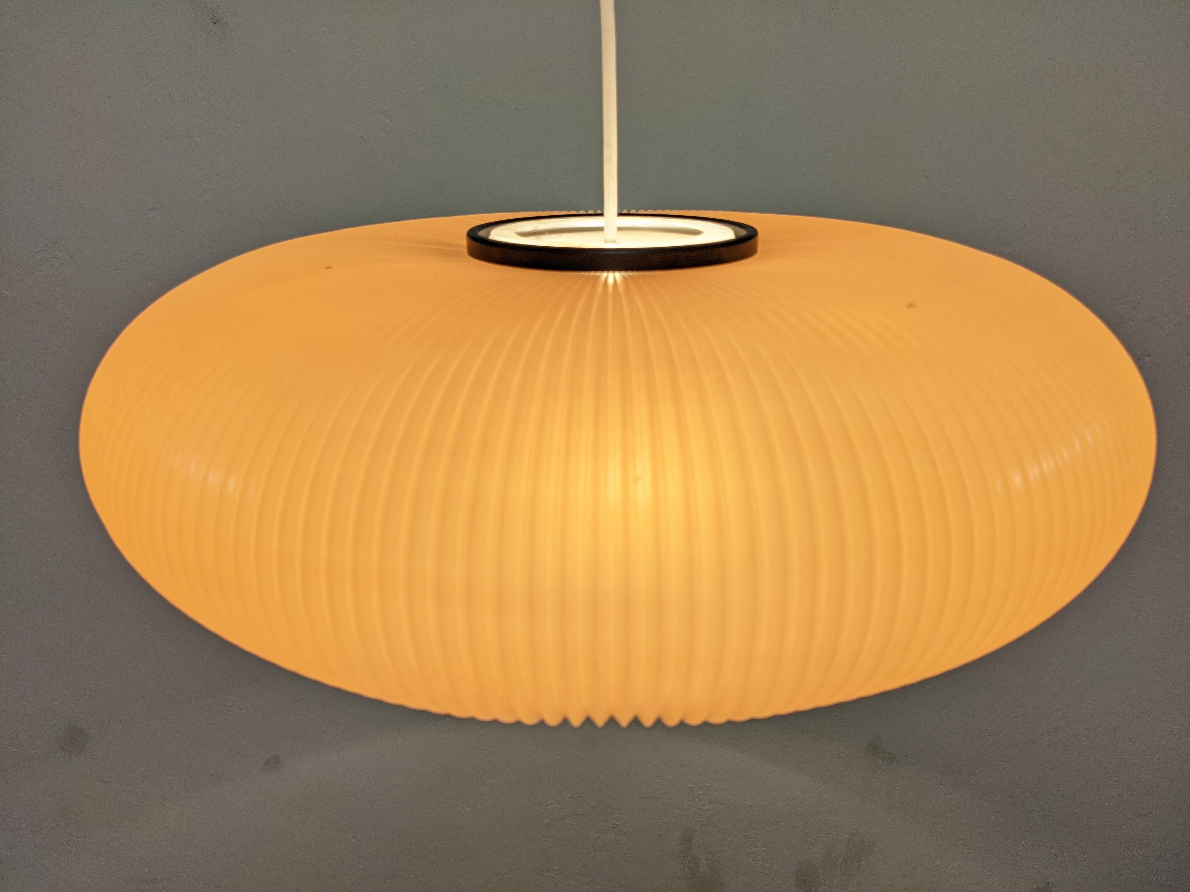 Space age suspension from the 70s