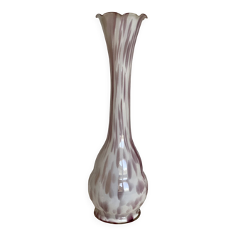 Vase Clichy 1900 opaline mouchetée blanc et rose