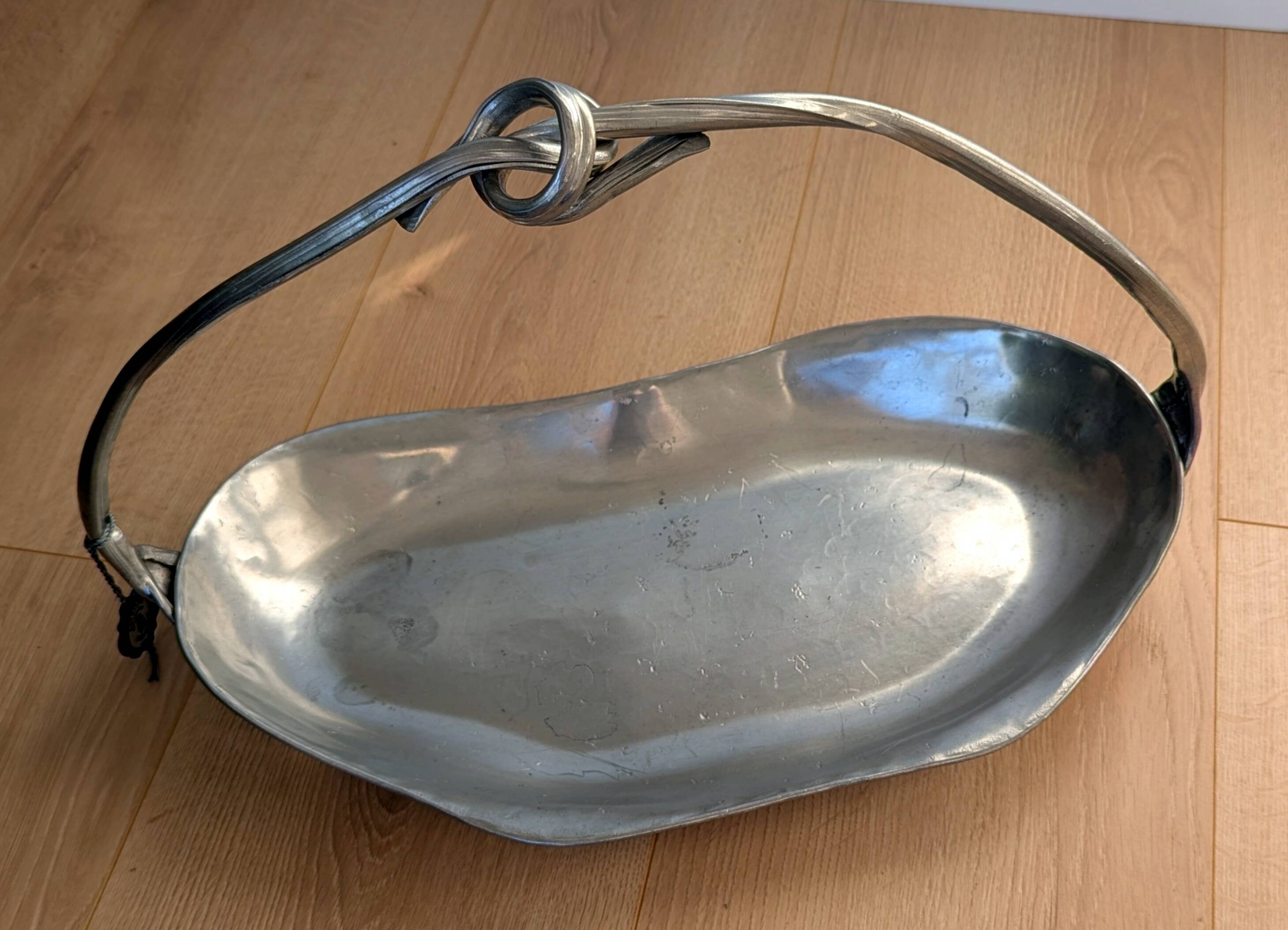 ​Basket  ​in Pewter ​Signed ​Jean Goardère - Arts and crafts